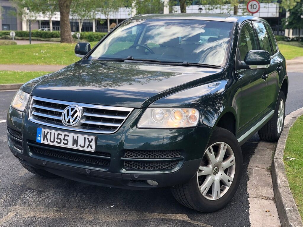 Volkswagen Touareg 2003 Р·РµР»С‘РЅС‹Р№