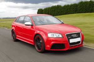 Recenzija Audi RS3 Sportback (2011 - 2012) - prednosti i mane