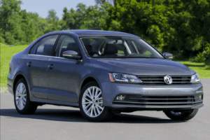 Recenzija Volkswagen Jetta (2011 – 2018) – prednosti i mane