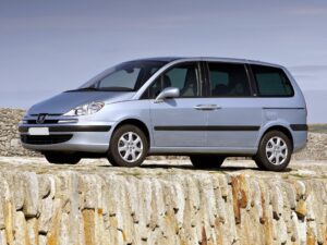 Recenzija Peugeot 807 karavan (2002 - 2010) - prednosti i mane