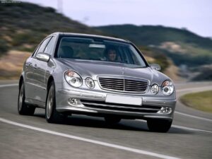 Recenzija Mercedes-Benz E-klasa (2002 - 2008) - prednosti i mane