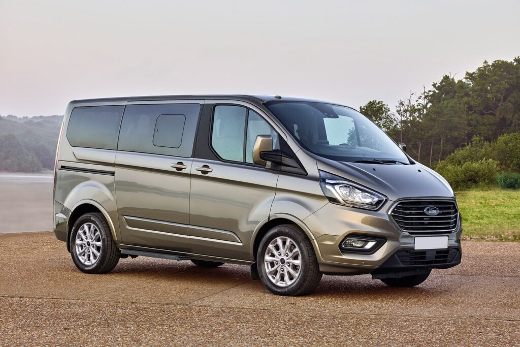 Recenzija Ford Tourneo Connect (2013 - 2022) - prednosti i mane