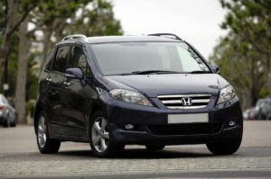 Recenzija Honda FR-V (2004 - 2009) - prednosti i mane