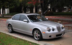 Recenzija Jaguar S-Type (1999 - 2007) - prednosti i mane