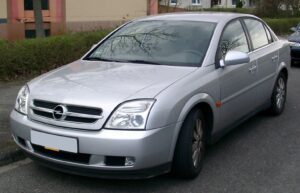 Recenzija Opel Vectra (2005 - 2008) - prednosti i mane
