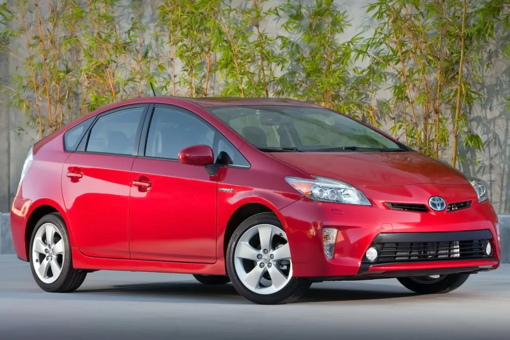 Recenzija Toyota Prius (2009 - 2015) - prednosti i mane