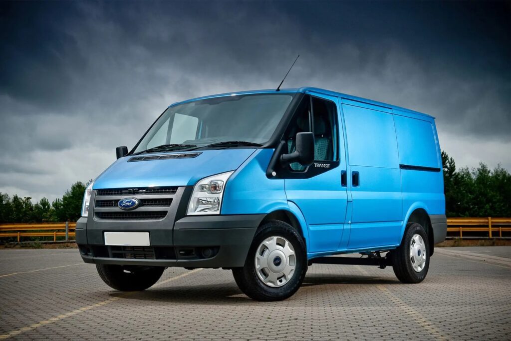 Recenzija Ford Transit (2006-2013) - prednosti i mane