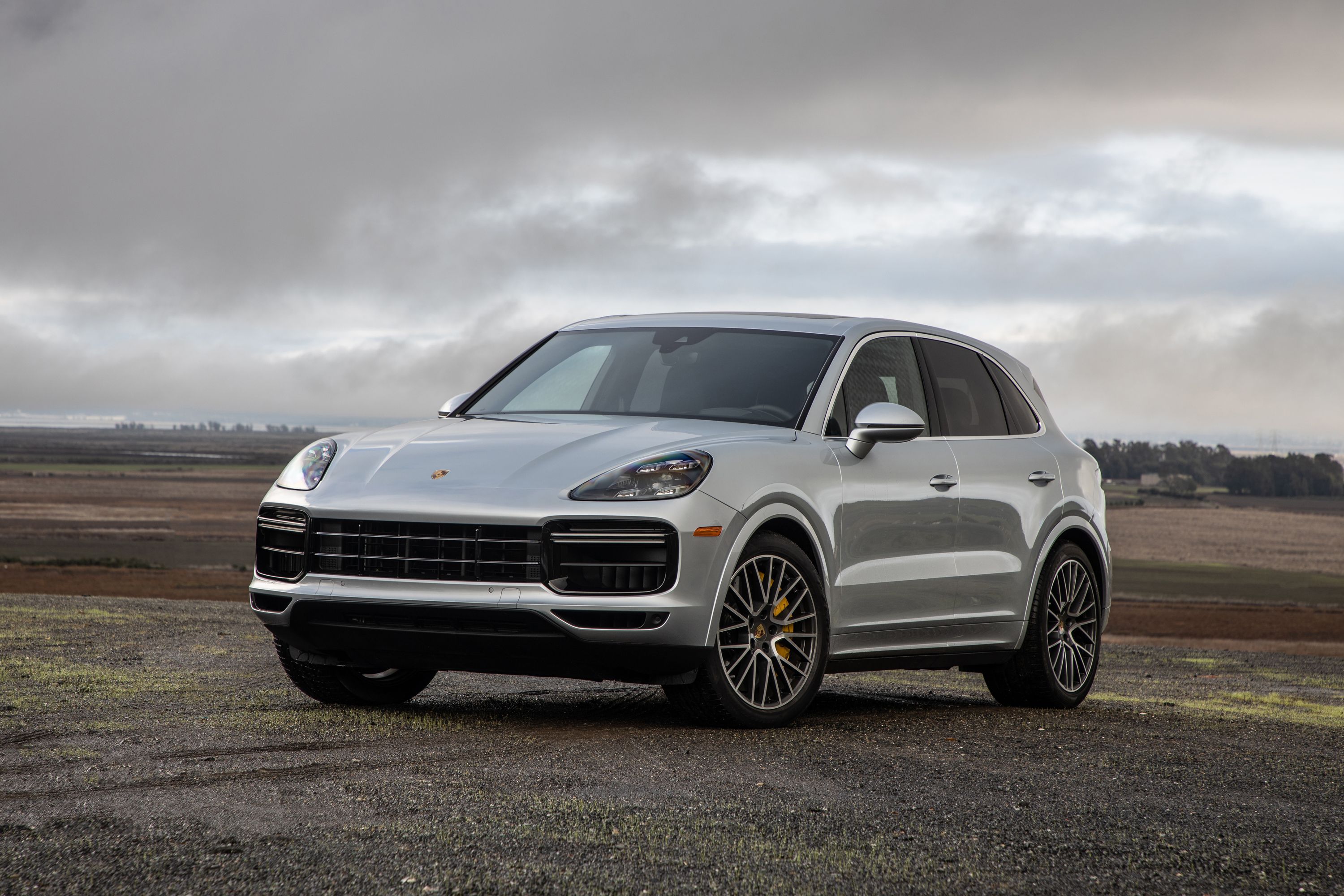 Porsche Cayenne (2017 – 2023) – propisane količine motornog ulja i servisni intervali