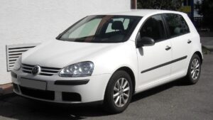 Volkswagen Golf 5 (2003 – 2009) – propisane količine motornog ulja i servisni intervali