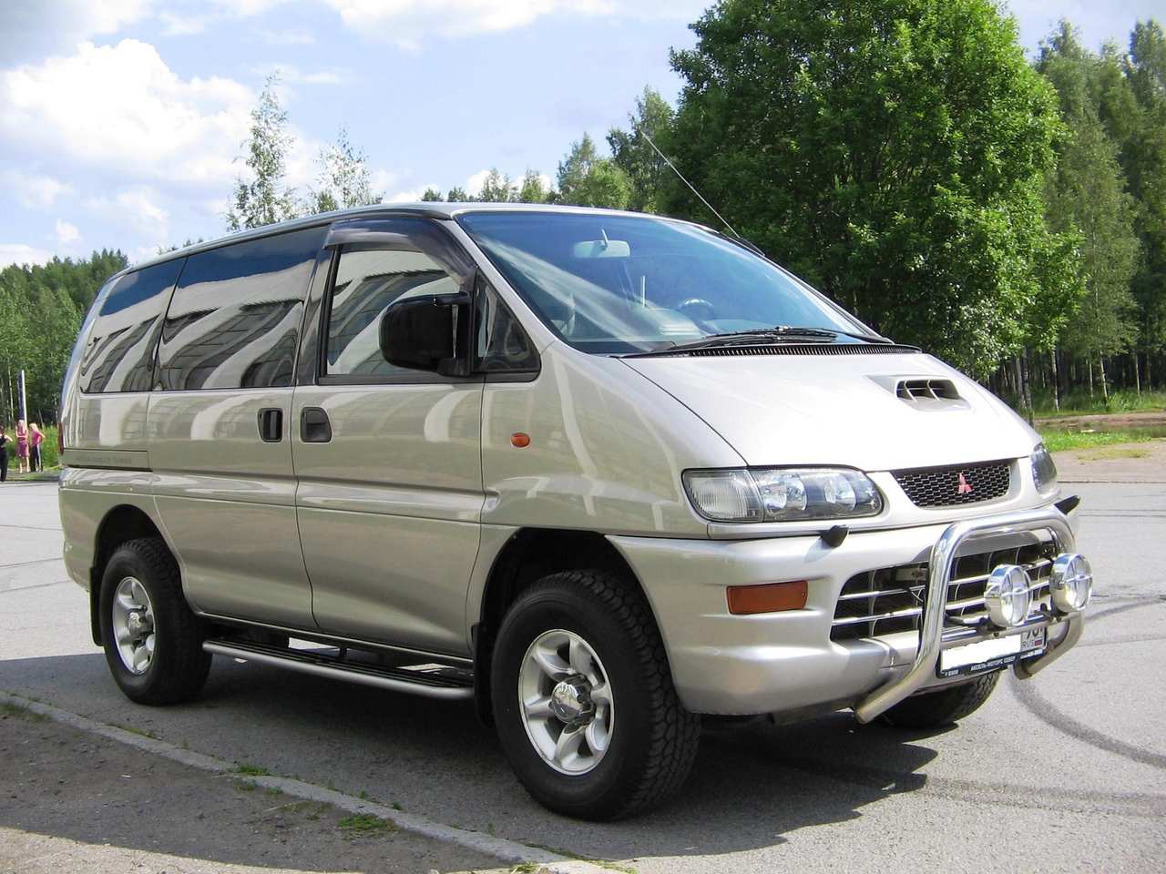 Mitsubishi Space Gear (1994 – 2000) – propisane količine motornog ulja