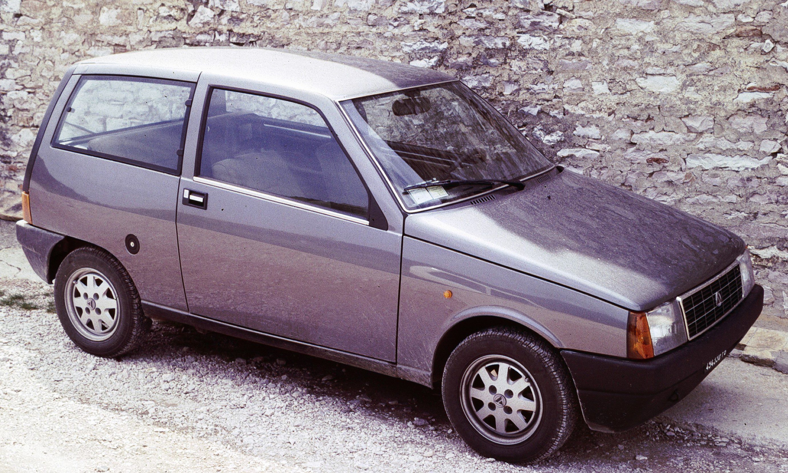 Lancia Y10 (1986 – 1996) – propisane količine motornog ulja i servisni intervali