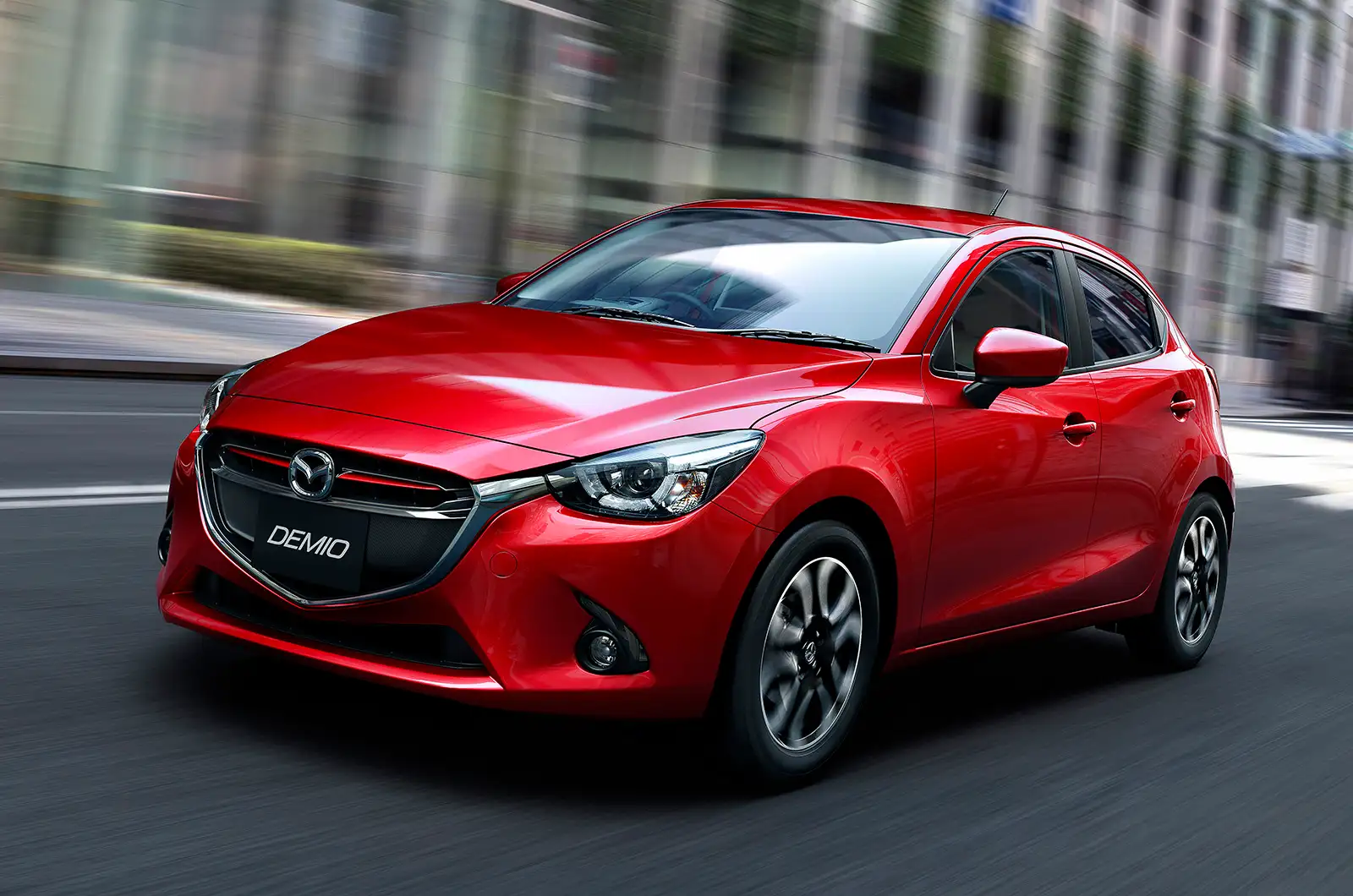 Mazda 2 (2002 – 2023) – propisane količine motornog ulja