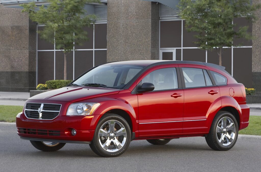 Dodge Caliber (2006 – 2012)(SAD) – propisane količine motornog ulja
