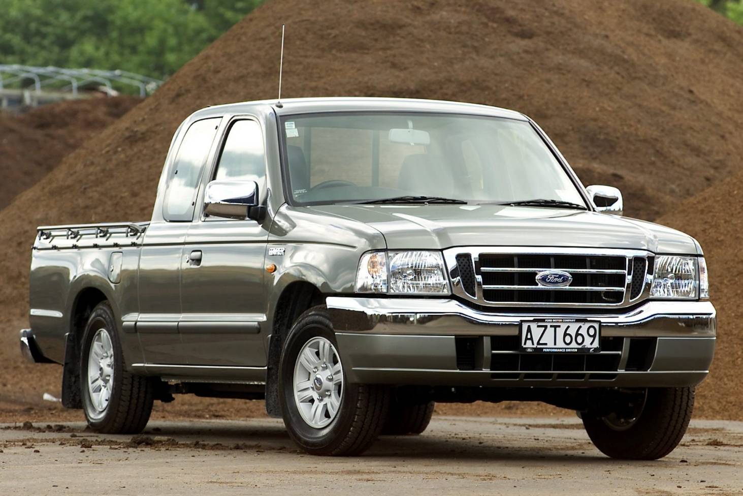 Ford Courier (1991 – 2002) – propisana vrsta motornog ulja