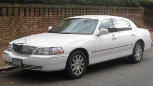 Lincoln Town Car (1986 – 2011) – propisana vrsta motornog ulja