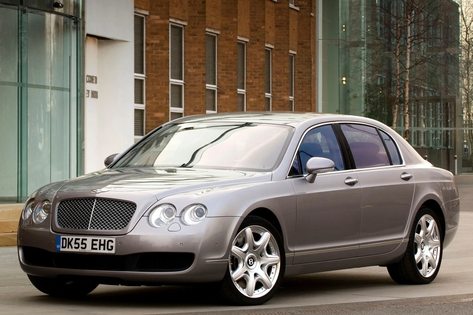 Bentley Continental Flying Spur (2005 – 2013) – propisana vrsta motornog ulja