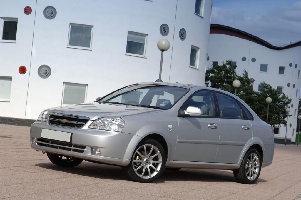 Chevrolet Lecetti (2004 – 2010) – propisane količine motornog ulja