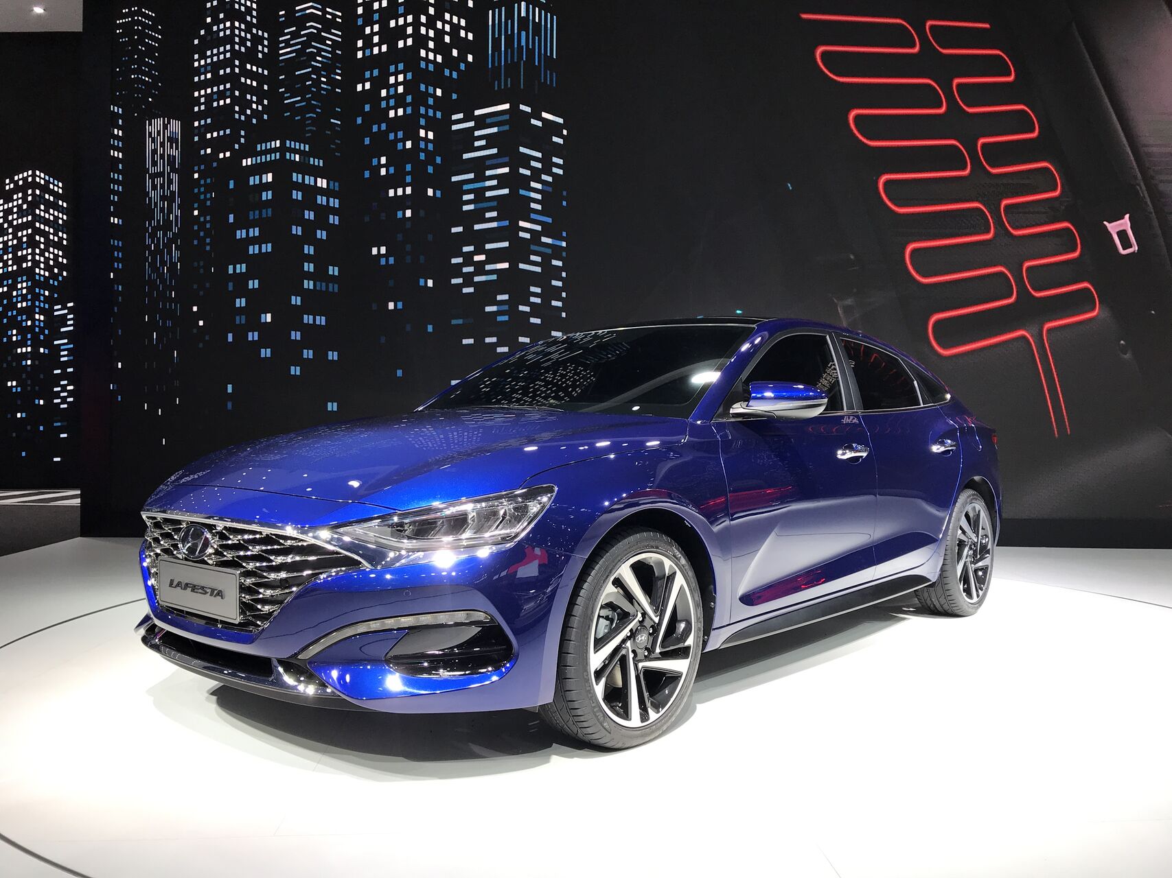 Hyundai Lafesta (2018-2024) specifikacije i potrošnja goriva