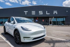 Tesla se automatski ne zaključava - simptomi kvara i popravka