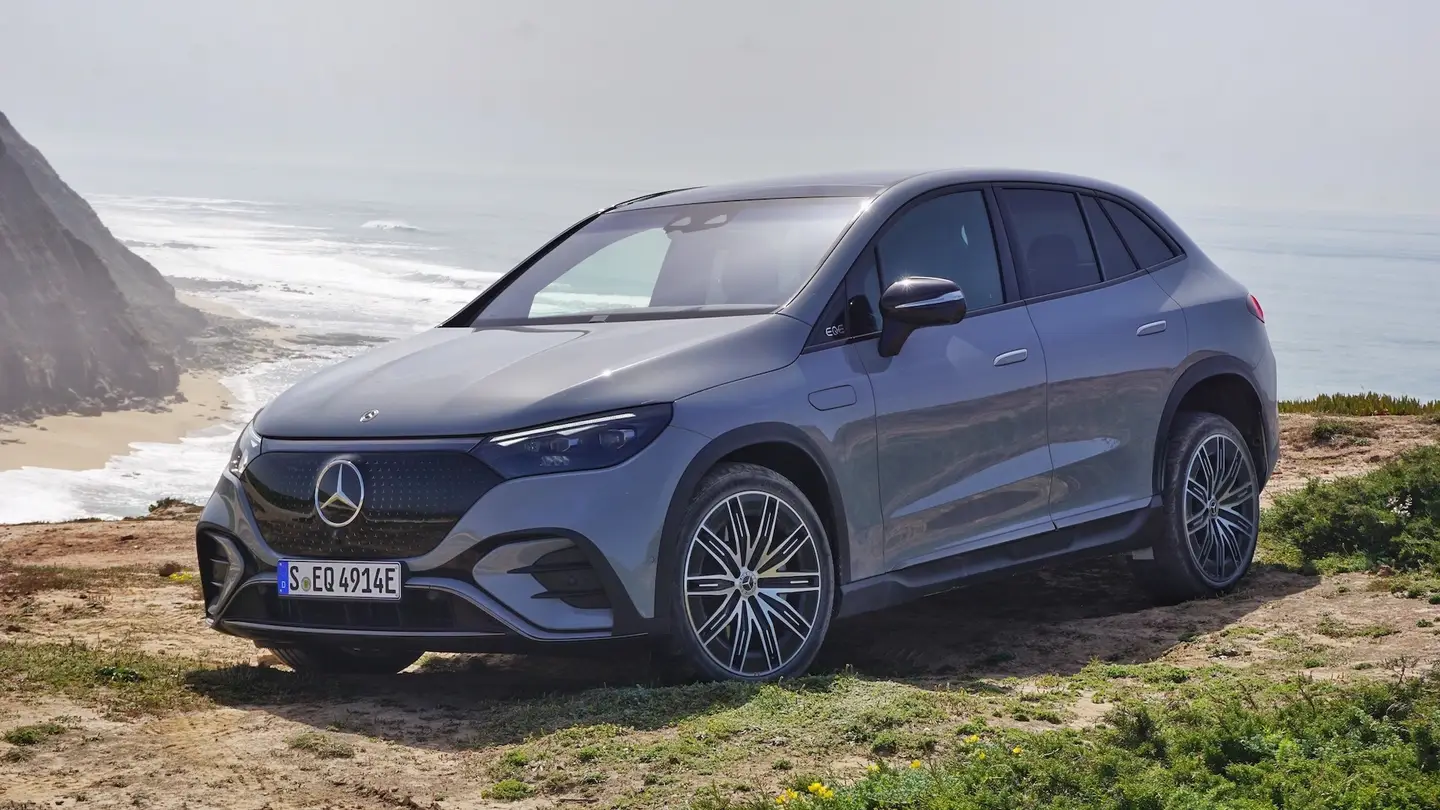 Recenzija Mercedes EQE SUV (2023 - 2024) - prednosti i mane