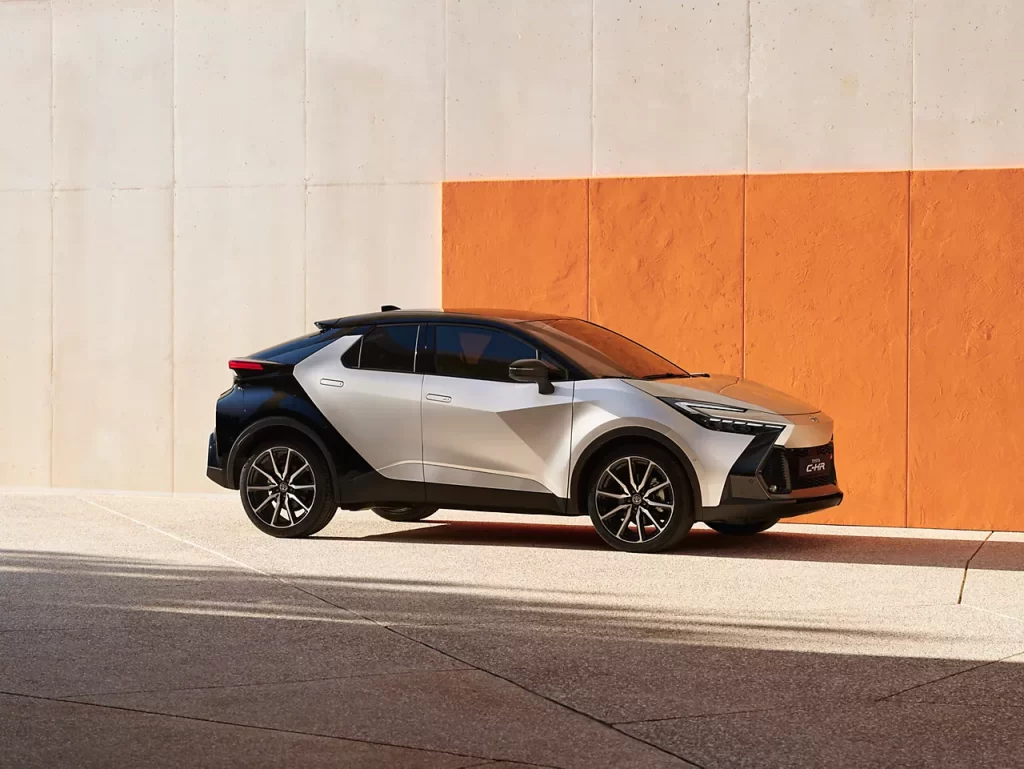 Recenzija Toyota C-HR hybrid (2023 - 2024) - prednosti i mane