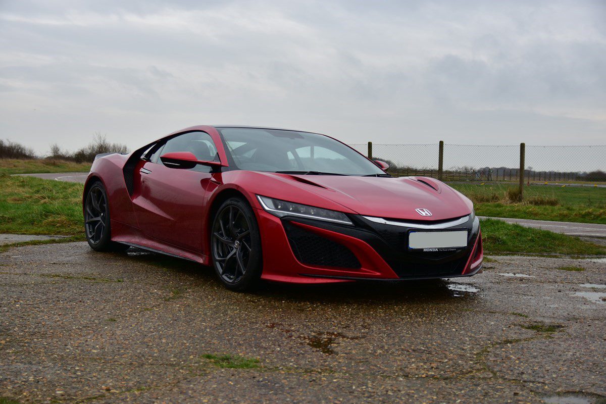 Recenzija Honda NSX (2016 - 2023) - prednosti i mane