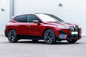 Recenzija BMW iX (2021 - 2024) - prednosti i mane