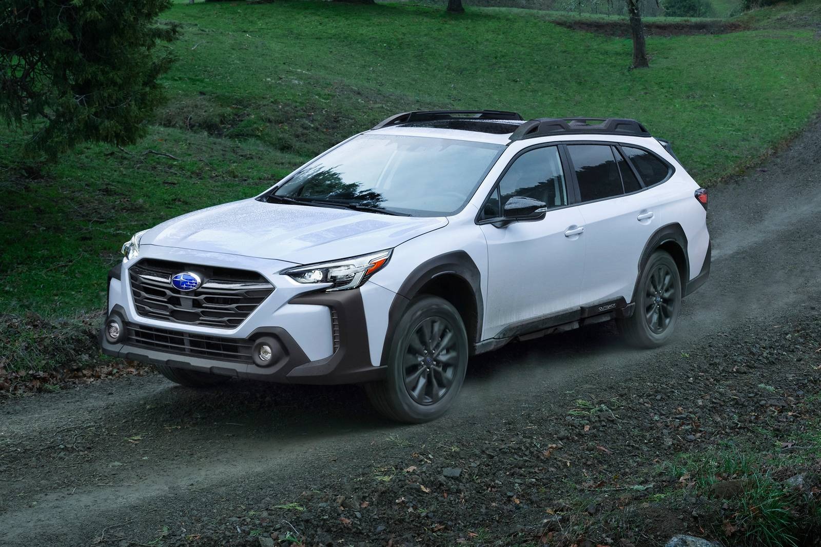 Subaru Outback (2021-2024) - Recenzija, Prednosti i Mane