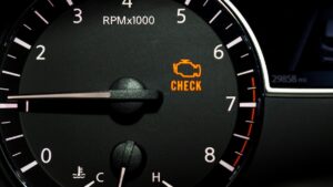 Lexus: Kako ugasiti "check engine" lampicu ?